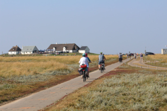 Radweg zum Hallig-Krog